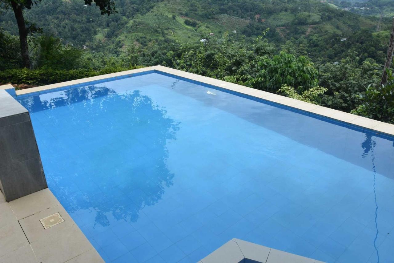 Hotel H2O Gampola Exteriör bild