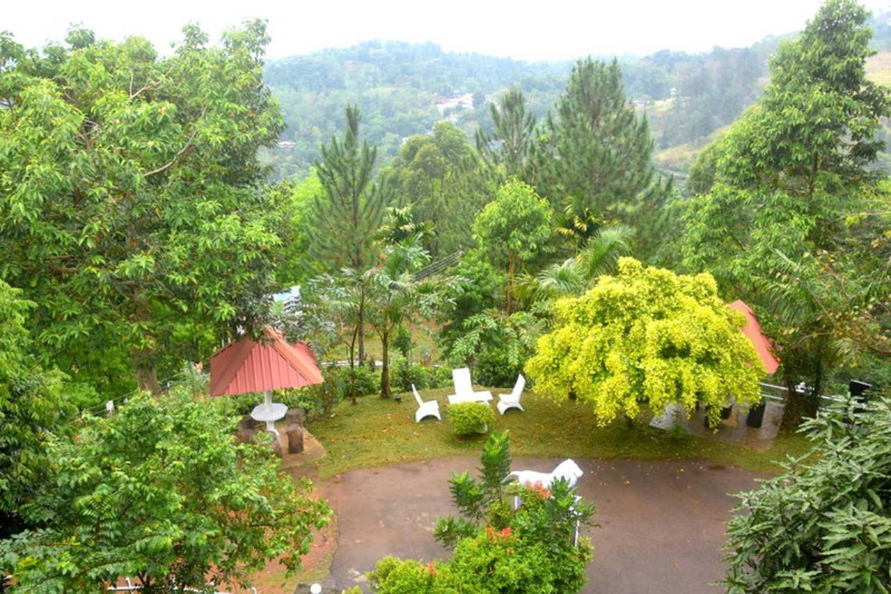 Hotel H2O Gampola Exteriör bild